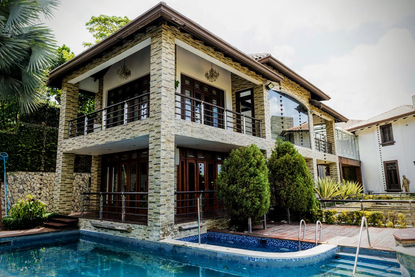 Los Cerros de Gurabo, Dominican Republic, 5 Bedrooms Bedrooms, ,4 BathroomsBathrooms,Residential,For Sale,1926846