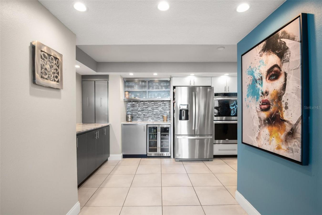 CLEARWATER BEACH, Pinellas, 33767, United States, 2 Bedrooms Bedrooms, ,1 BathroomBathrooms,Residential,For Sale,1927613