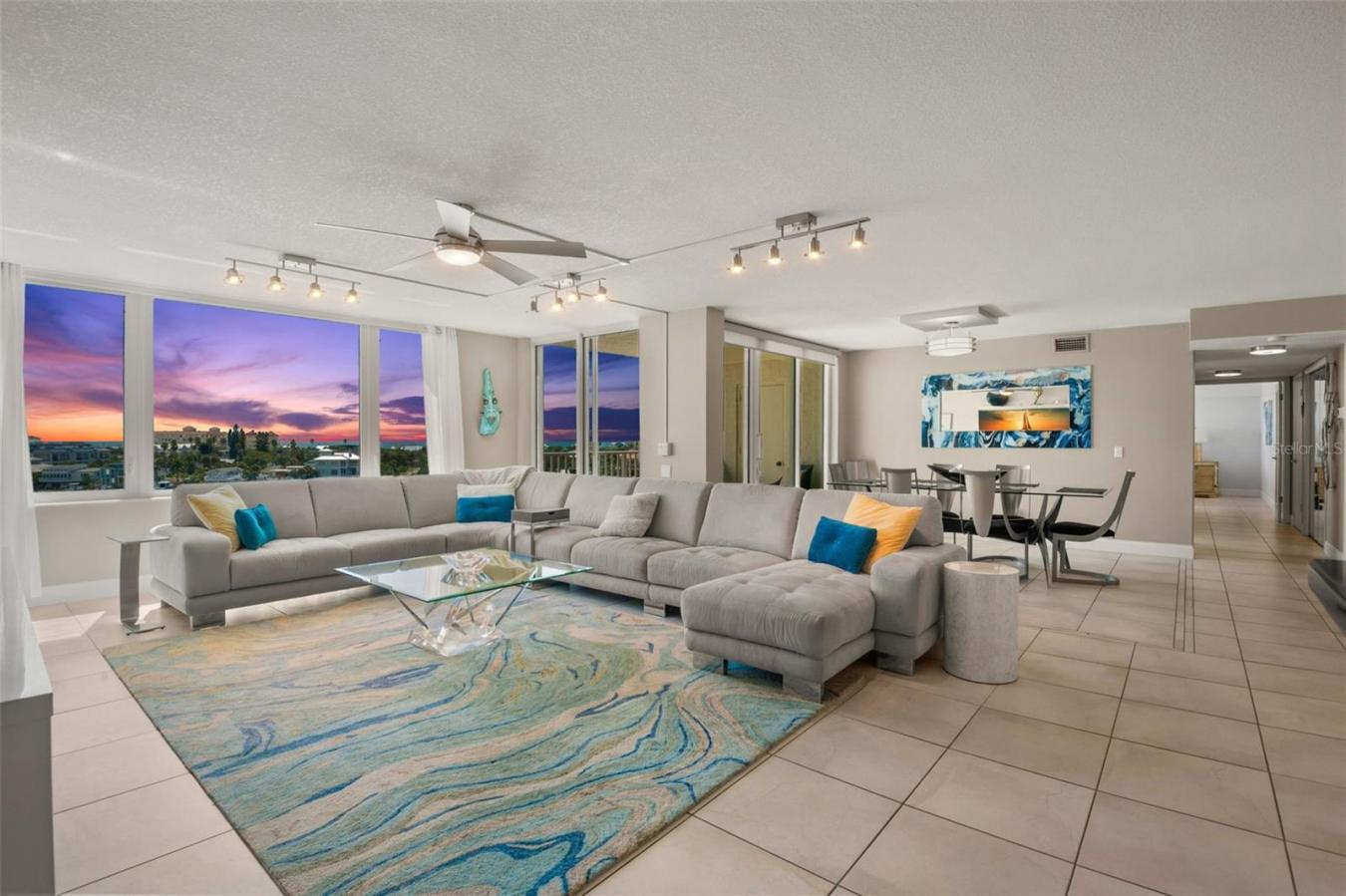 CLEARWATER BEACH, Pinellas, 33767, United States, 2 Bedrooms Bedrooms, ,1 BathroomBathrooms,Residential,For Sale,1927613