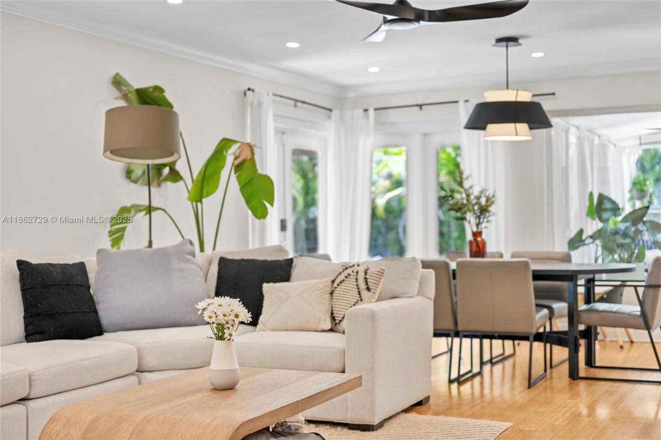 Hollywood, Broward County, 33020, United States, 3 Bedrooms Bedrooms, ,-1 BathroomBathrooms,Residential,For Sale,1927611