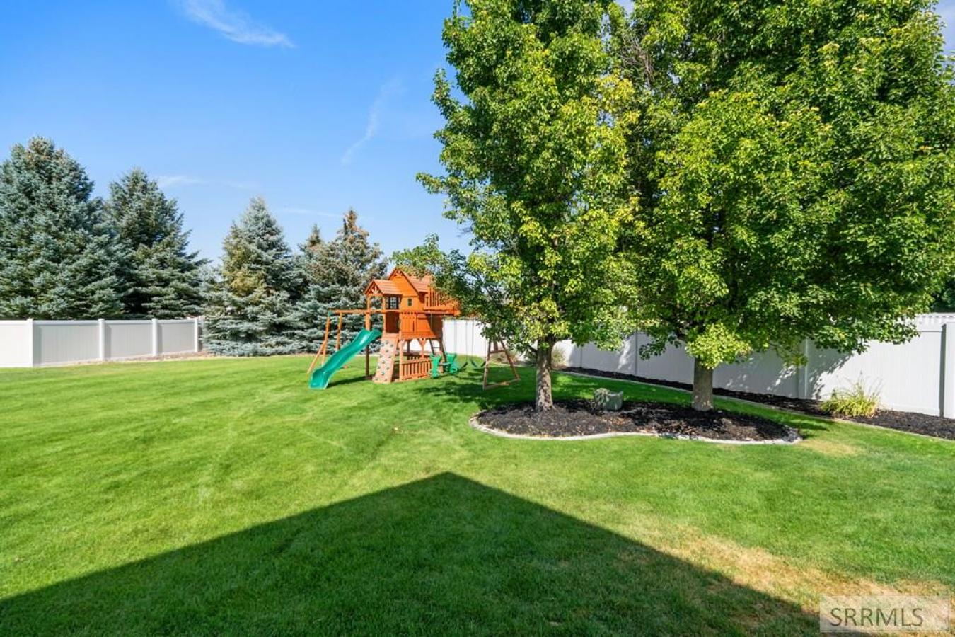 Idaho Falls, Bonneville, 83402, United States, 6 Bedrooms Bedrooms, ,4 BathroomsBathrooms,Residential,For Sale,1929353