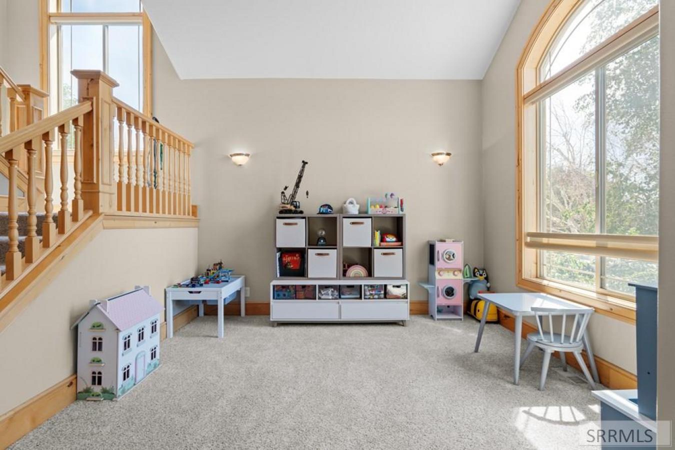 Idaho Falls, Bonneville, 83402, United States, 6 Bedrooms Bedrooms, ,4 BathroomsBathrooms,Residential,For Sale,1929353