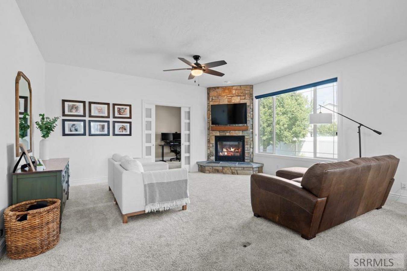 Idaho Falls, Bonneville, 83402, United States, 6 Bedrooms Bedrooms, ,4 BathroomsBathrooms,Residential,For Sale,1929353