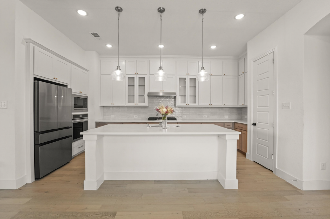 Aubrey, Denton, 76227, United States, 4 Bedrooms Bedrooms, ,4 BathroomsBathrooms,Residential,For Sale,1927610