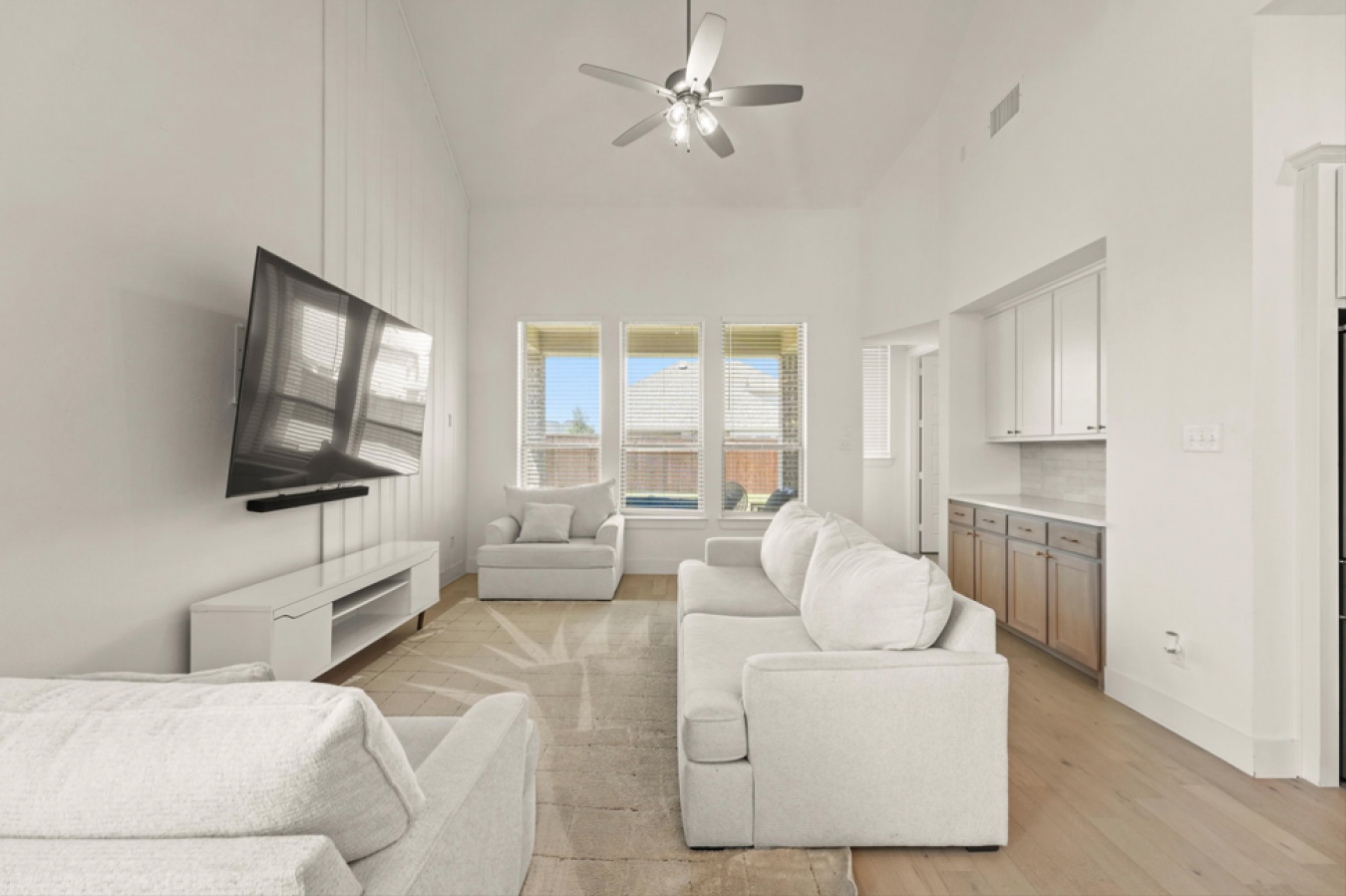 Aubrey, Denton, 76227, United States, 4 Bedrooms Bedrooms, ,4 BathroomsBathrooms,Residential,For Sale,1927610