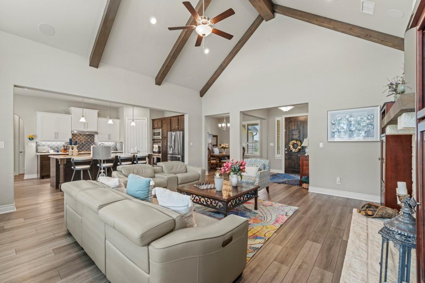 Fredericksburg, Gillespie, 78624, United States, 4 Bedrooms Bedrooms, ,3 BathroomsBathrooms,Residential,For Sale,1927609