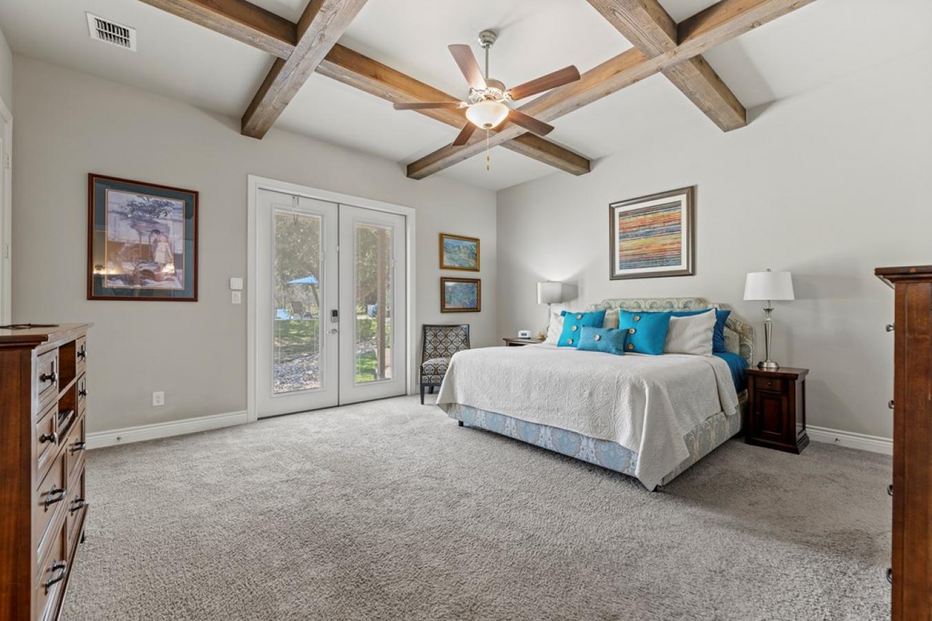 Fredericksburg, Gillespie, 78624, United States, 4 Bedrooms Bedrooms, ,3 BathroomsBathrooms,Residential,For Sale,1927609