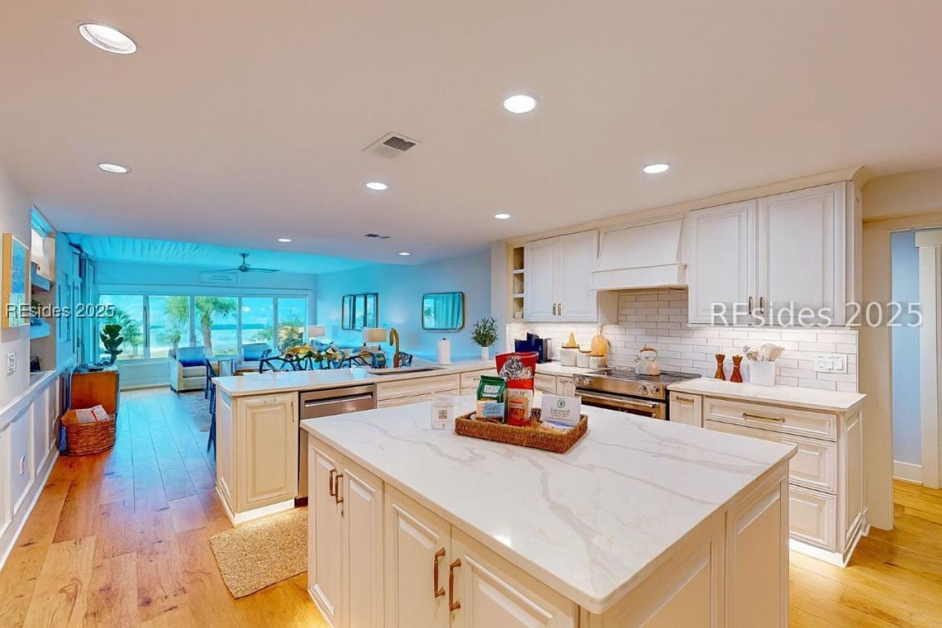 Hilton Head Island, Beaufort, 29928, United States, 2 Bedrooms Bedrooms, ,2 BathroomsBathrooms,Residential,For Sale,1927607