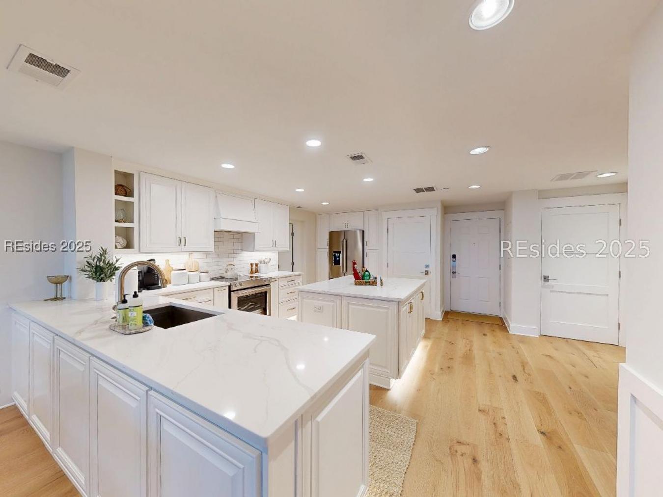 Hilton Head Island, Beaufort, 29928, United States, 2 Bedrooms Bedrooms, ,2 BathroomsBathrooms,Residential,For Sale,1927607