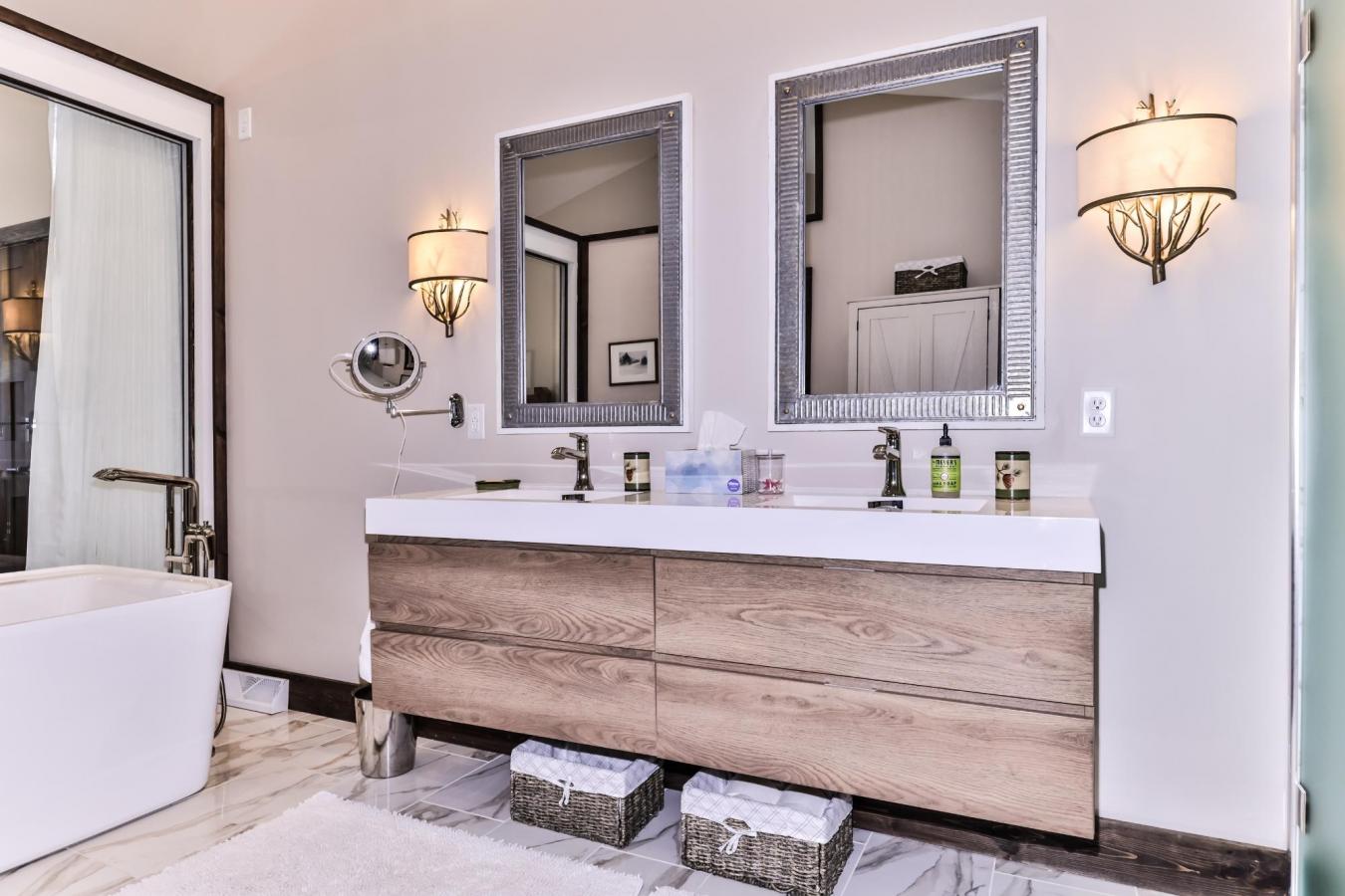 Manitowish Waters, Vilas, 54545, United States, 8 Bedrooms Bedrooms, ,9 BathroomsBathrooms,Residential,For Sale,1926836