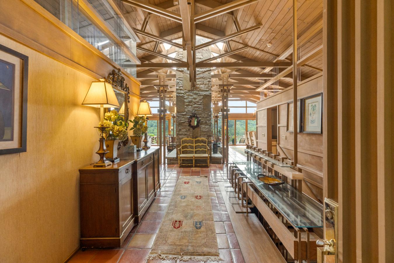 Highlands, Macon, 28741, United States, 4 Bedrooms Bedrooms, ,4 BathroomsBathrooms,Residential,For Sale,1927606