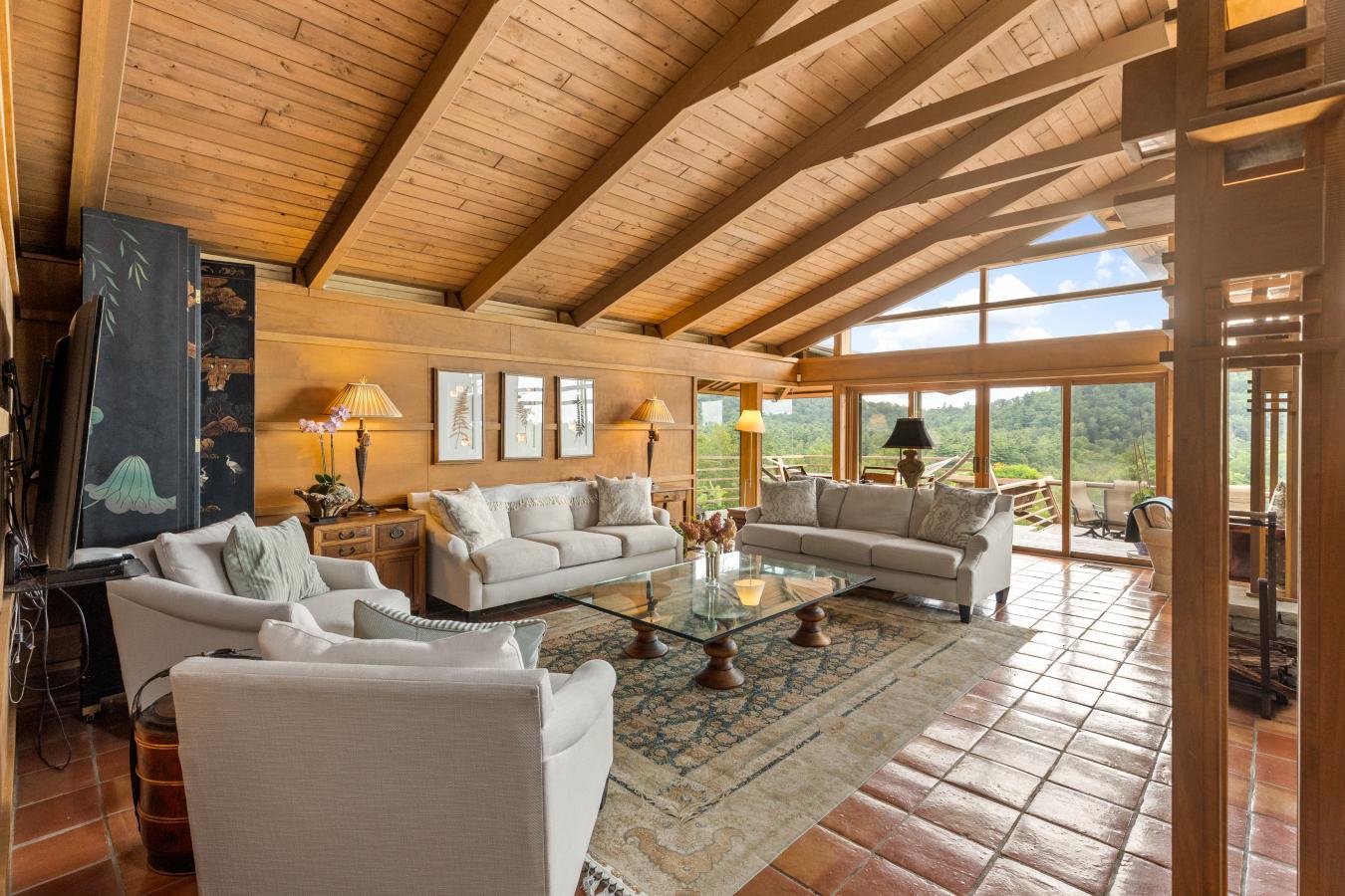 Highlands, Macon, 28741, United States, 4 Bedrooms Bedrooms, ,4 BathroomsBathrooms,Residential,For Sale,1927606