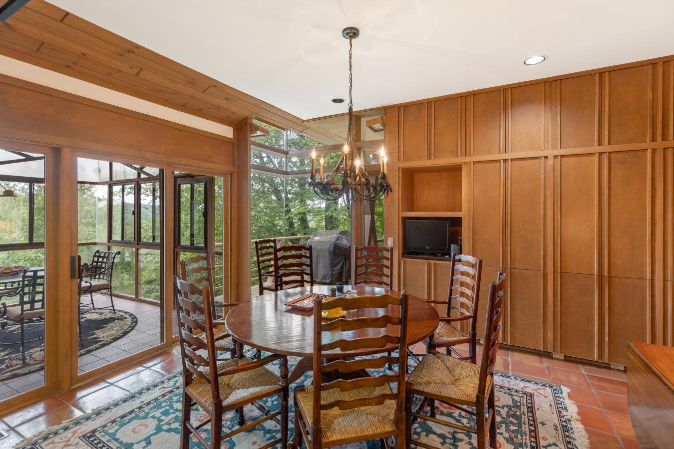 Highlands, Macon, 28741, United States, 4 Bedrooms Bedrooms, ,4 BathroomsBathrooms,Residential,For Sale,1927606