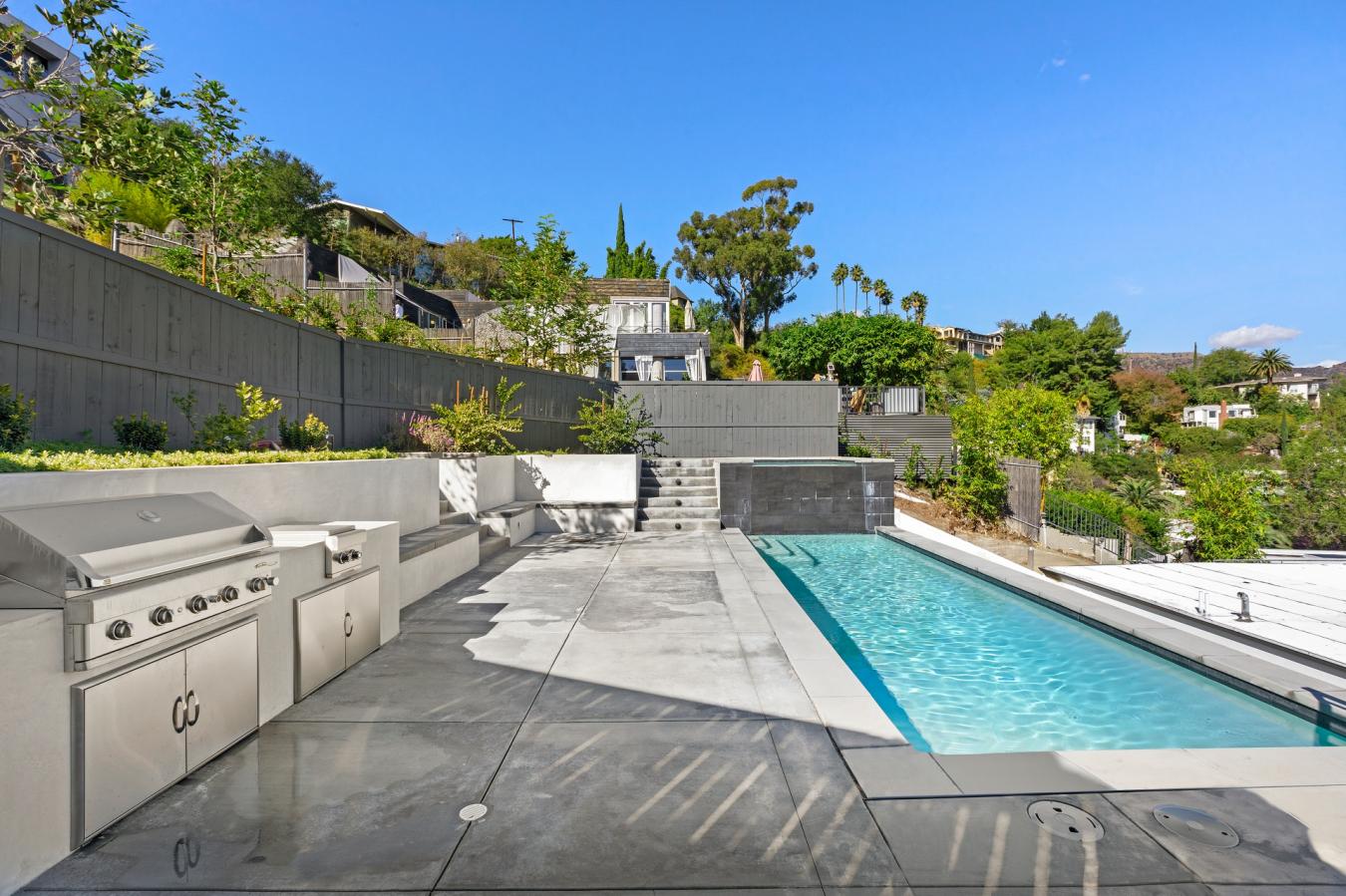 Los Angeles, California, 90068, United States, 4 Bedrooms Bedrooms, ,6 BathroomsBathrooms,Residential,For Sale,1926834
