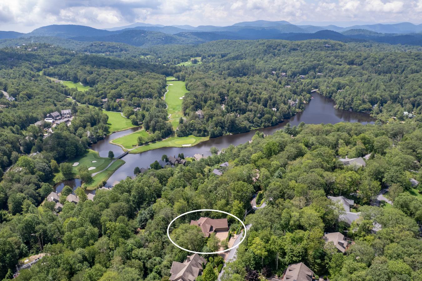 Highlands, Macon, 28741, United States, 3 Bedrooms Bedrooms, ,4 BathroomsBathrooms,Residential,For Sale,1927598