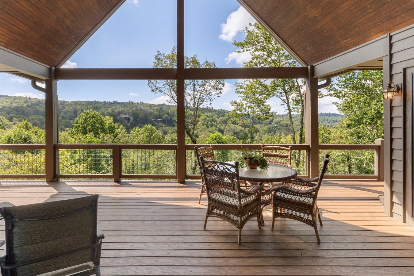 Highlands, Macon, 28741, United States, 3 Bedrooms Bedrooms, ,4 BathroomsBathrooms,Residential,For Sale,1927598