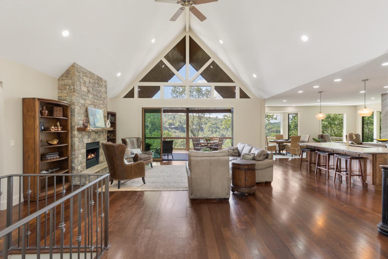 Highlands, Macon, 28741, United States, 3 Bedrooms Bedrooms, ,4 BathroomsBathrooms,Residential,For Sale,1927598