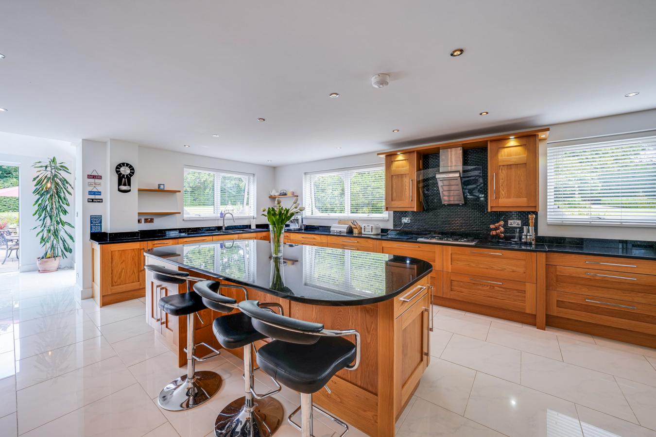 East Grinstead, West Sussex, RH19 4JU, United Kingdom, 6 Bedrooms Bedrooms, ,6 BathroomsBathrooms,Residential,For Sale,1929352