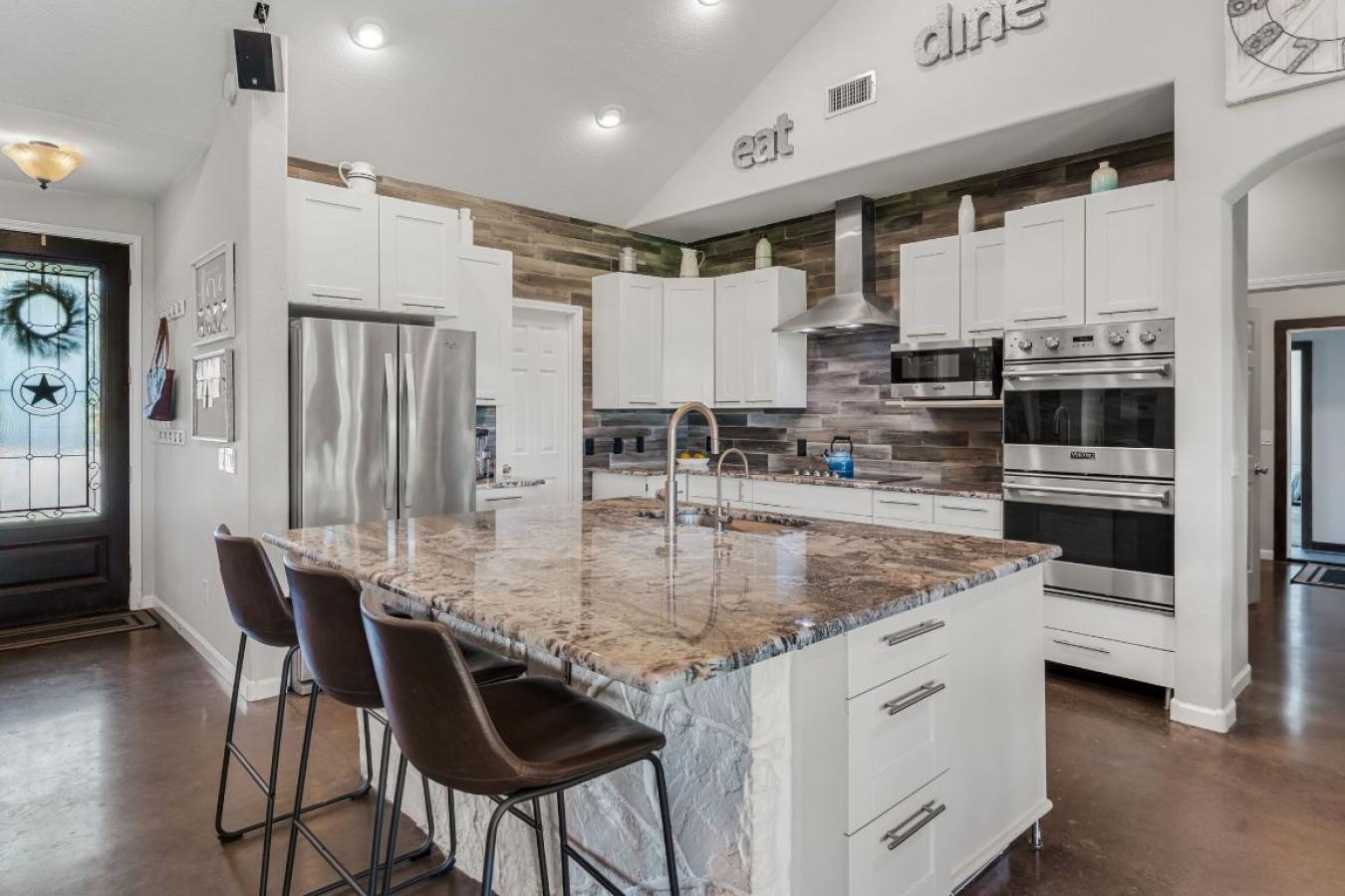 Leander, Williamson, 78641, United States, 5 Bedrooms Bedrooms, ,3 BathroomsBathrooms,Residential,For Sale,1929351