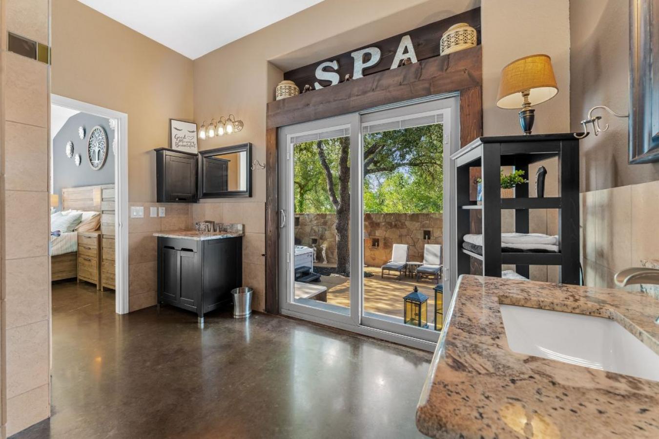 Leander, Williamson, 78641, United States, 5 Bedrooms Bedrooms, ,3 BathroomsBathrooms,Residential,For Sale,1929351