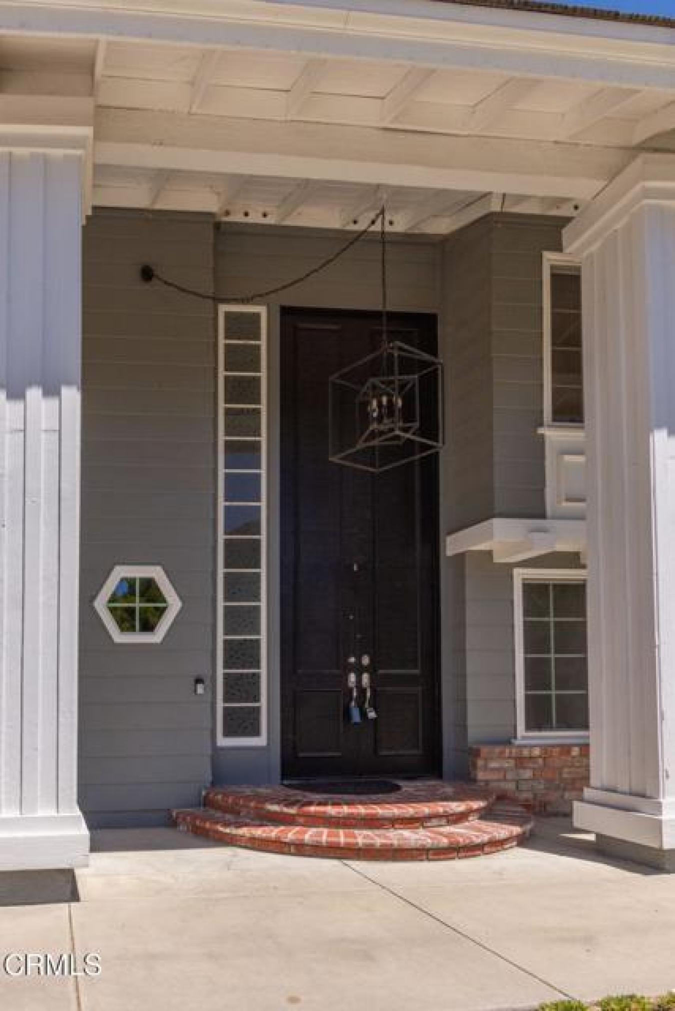 Thousand Oaks, Ventura, 91362, United States, 4 Bedrooms Bedrooms, ,3 BathroomsBathrooms,Residential,For Sale,1929349