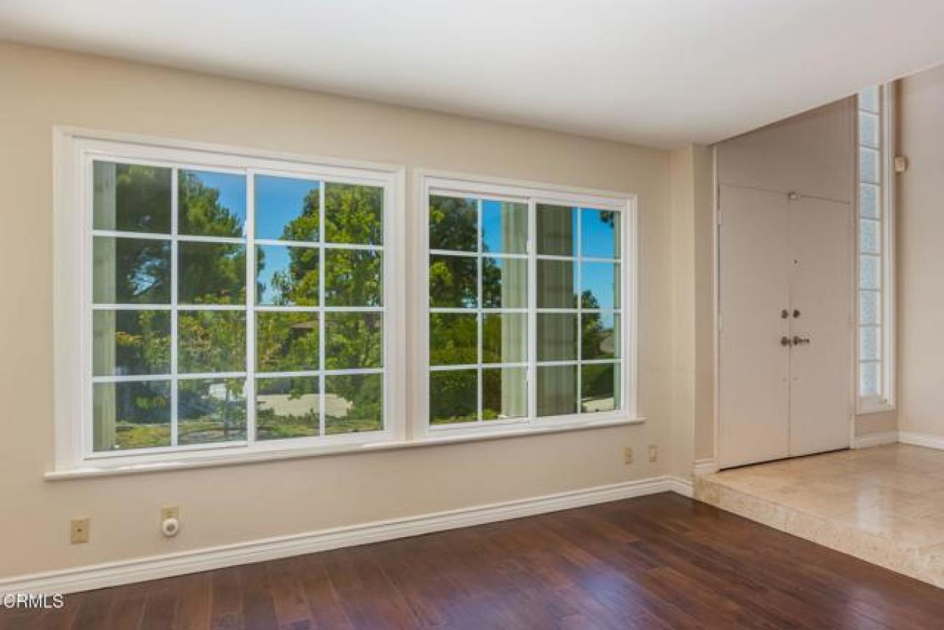 Thousand Oaks, Ventura, 91362, United States, 4 Bedrooms Bedrooms, ,3 BathroomsBathrooms,Residential,For Sale,1929349