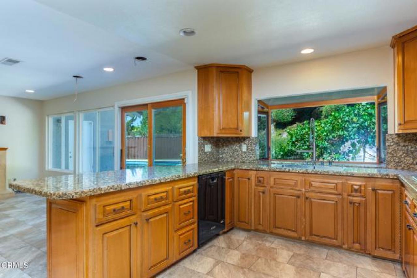 Thousand Oaks, Ventura, 91362, United States, 4 Bedrooms Bedrooms, ,3 BathroomsBathrooms,Residential,For Sale,1929349