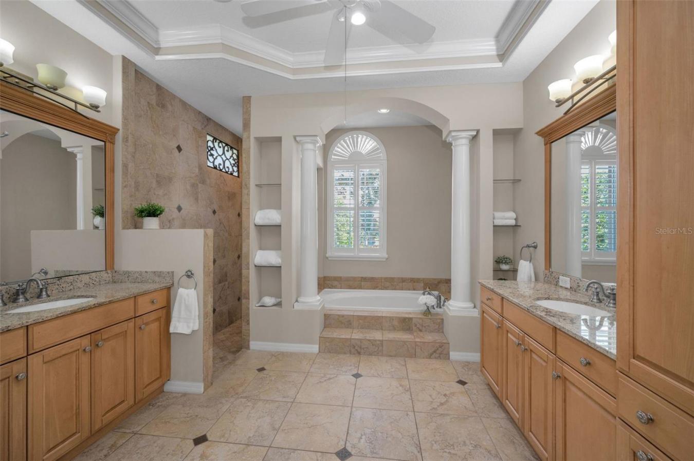 Trinity, Pasco, 34655, United States, 5 Bedrooms Bedrooms, ,4 BathroomsBathrooms,Residential,For Sale,1927594