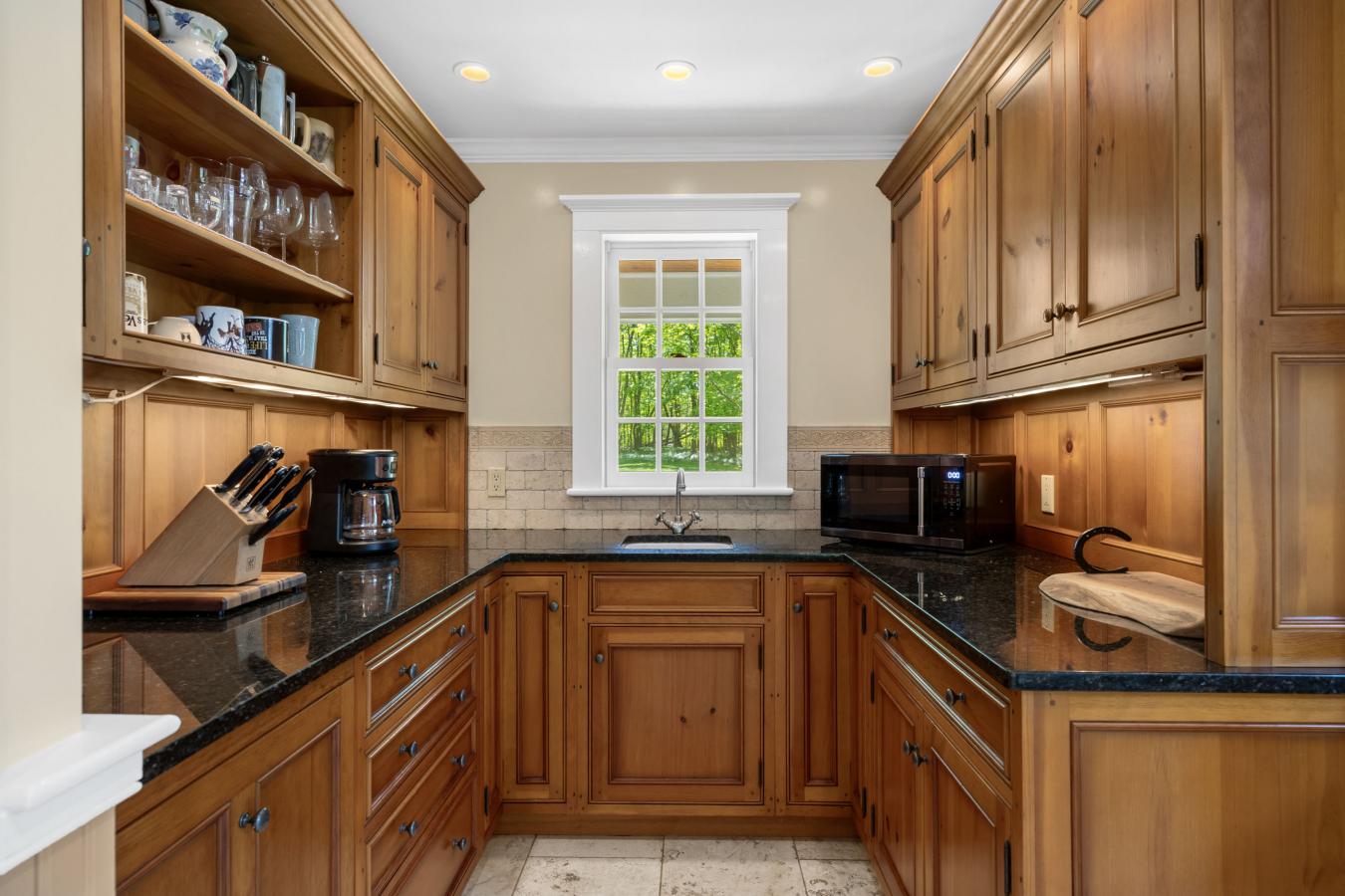 Valatie, Columbia, 12184, United States, 3 Bedrooms Bedrooms, ,3 BathroomsBathrooms,Residential,For Sale,1933841