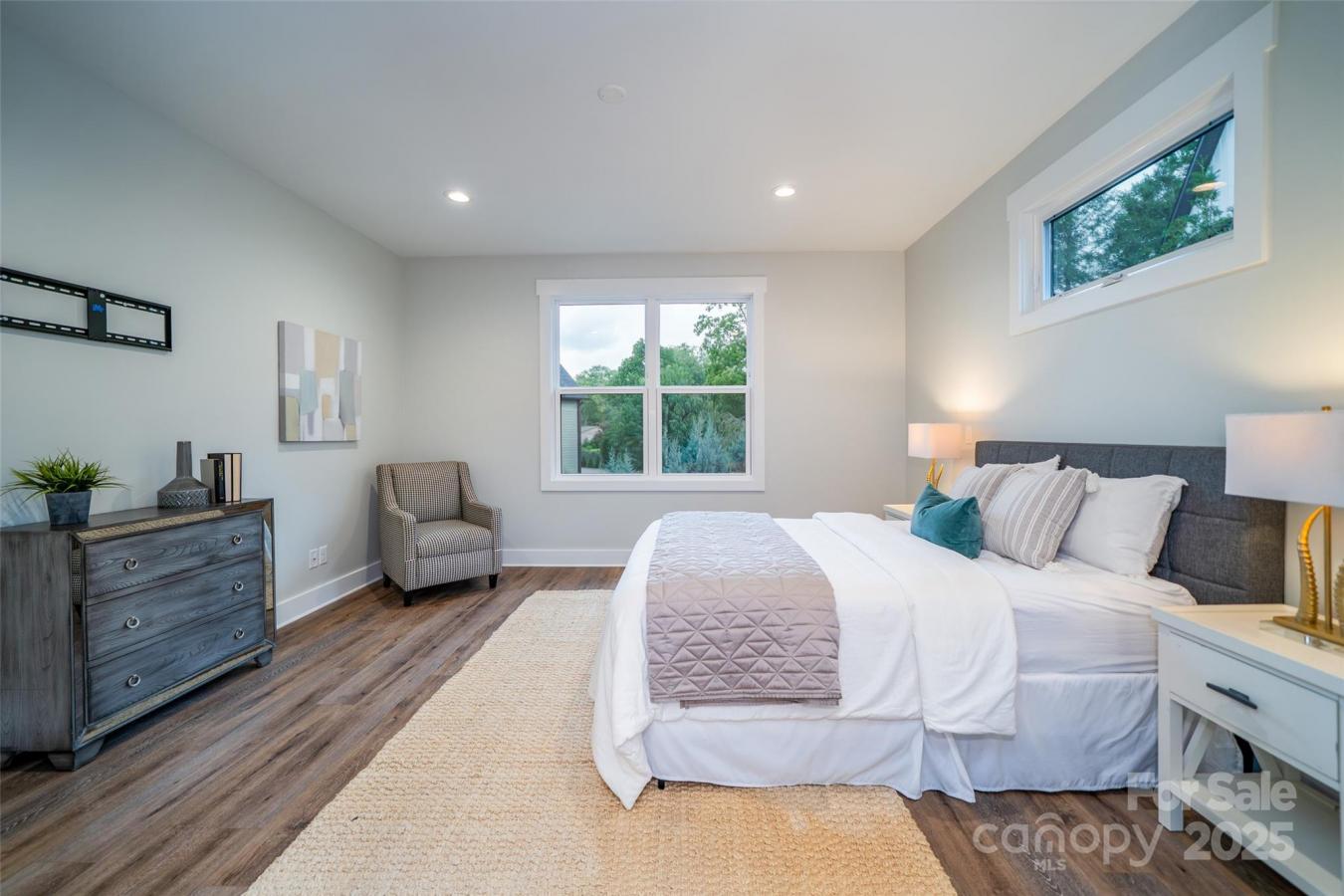 Arden, Buncombe, 28704, United States, 3 Bedrooms Bedrooms, ,2 BathroomsBathrooms,Residential,For Sale,1929345