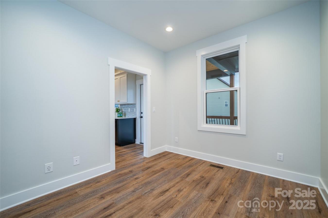 Arden, Buncombe, 28704, United States, 3 Bedrooms Bedrooms, ,2 BathroomsBathrooms,Residential,For Sale,1929345