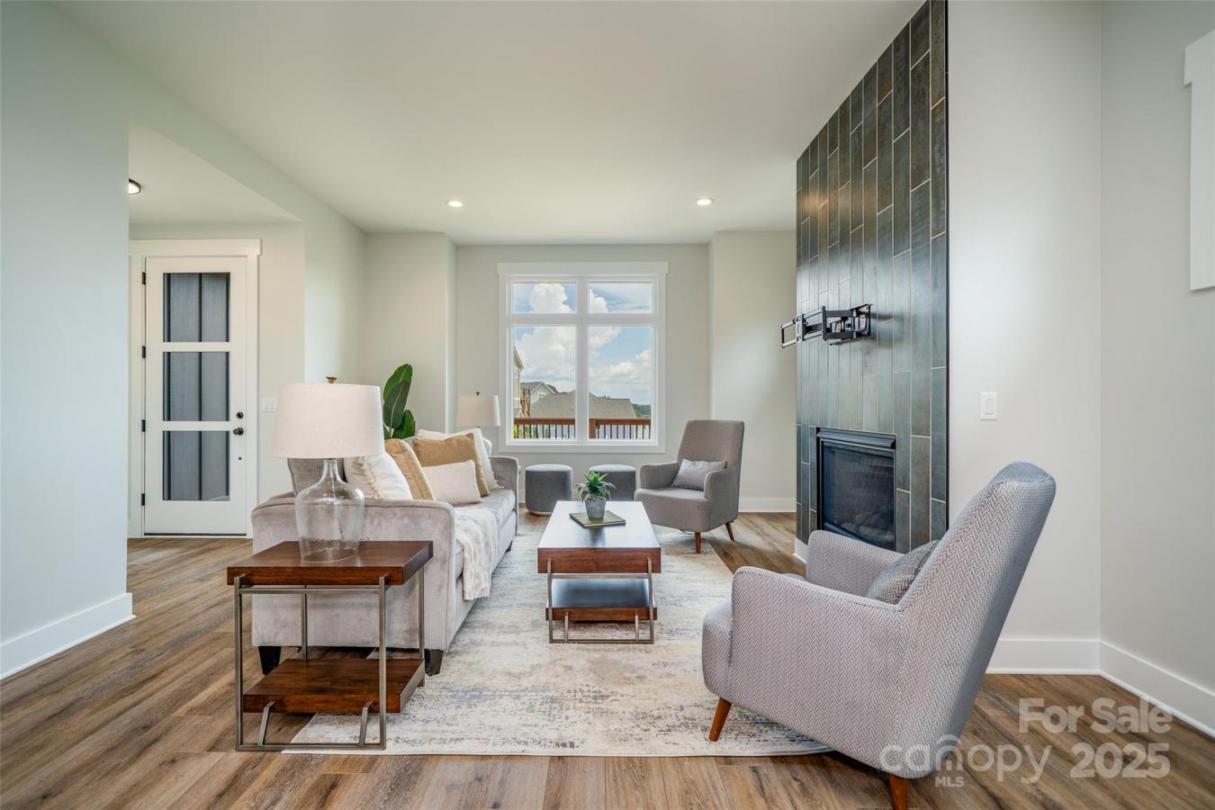 Arden, Buncombe, 28704, United States, 3 Bedrooms Bedrooms, ,2 BathroomsBathrooms,Residential,For Sale,1929345