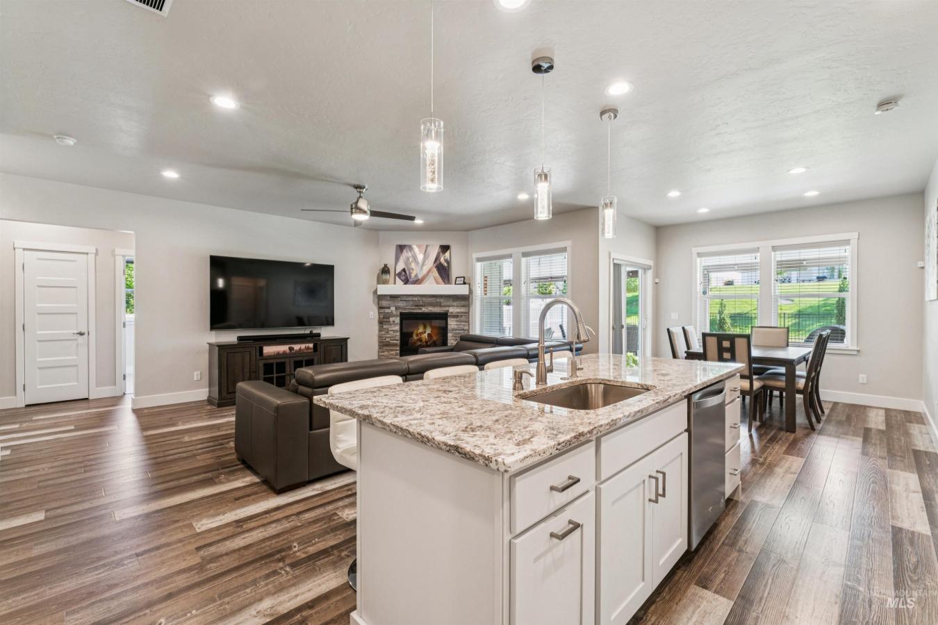 Nampa, Canyon, 83686, United States, 3 Bedrooms Bedrooms, ,3 BathroomsBathrooms,Residential,For Sale,1929344