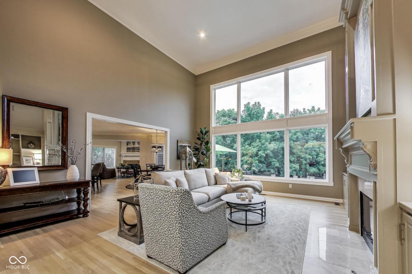 Carmel, Hamilton, 46032, United States, 6 Bedrooms Bedrooms, ,4 BathroomsBathrooms,Residential,For Sale,1929342