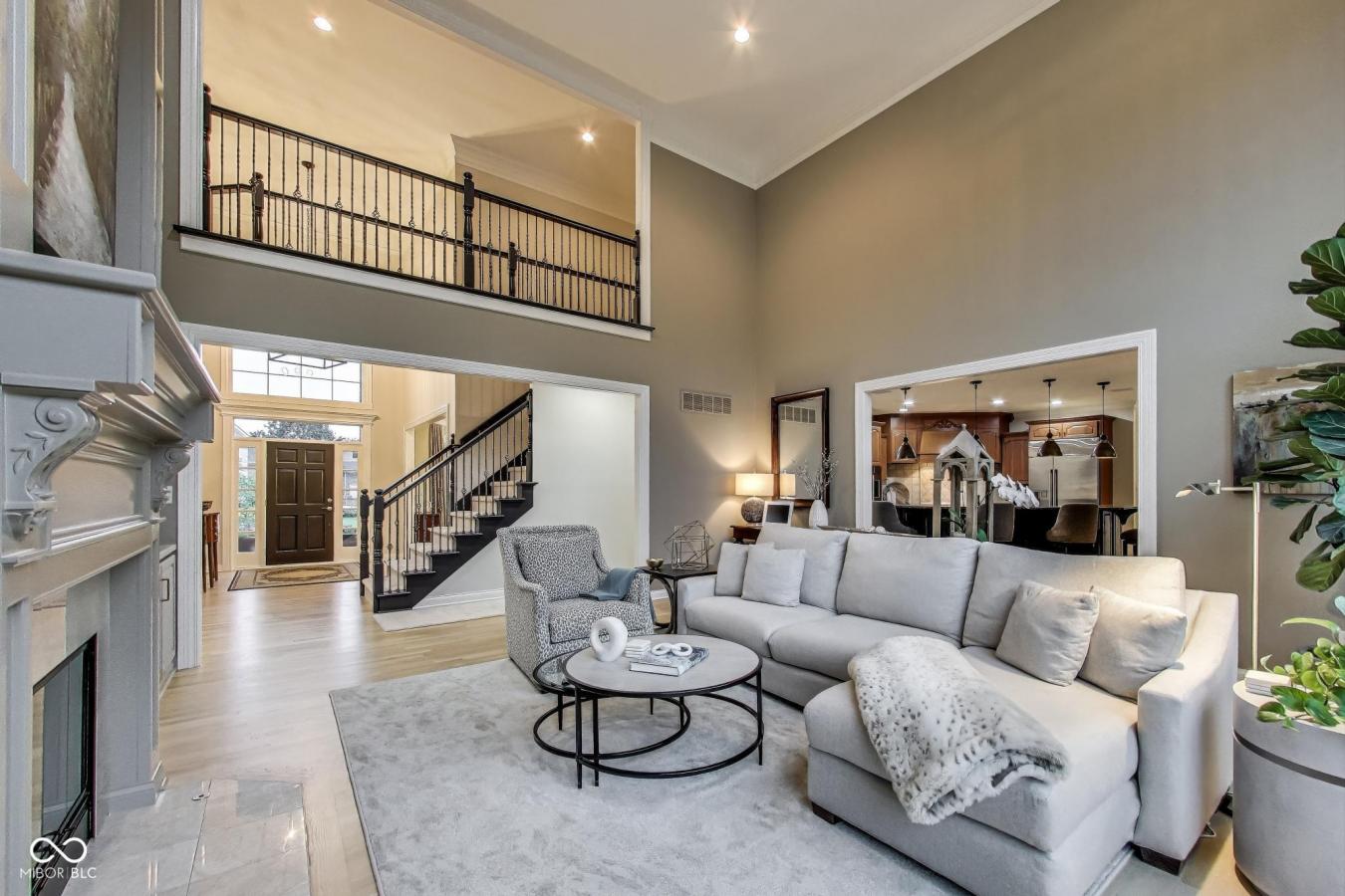 Carmel, Hamilton, 46032, United States, 6 Bedrooms Bedrooms, ,4 BathroomsBathrooms,Residential,For Sale,1929342