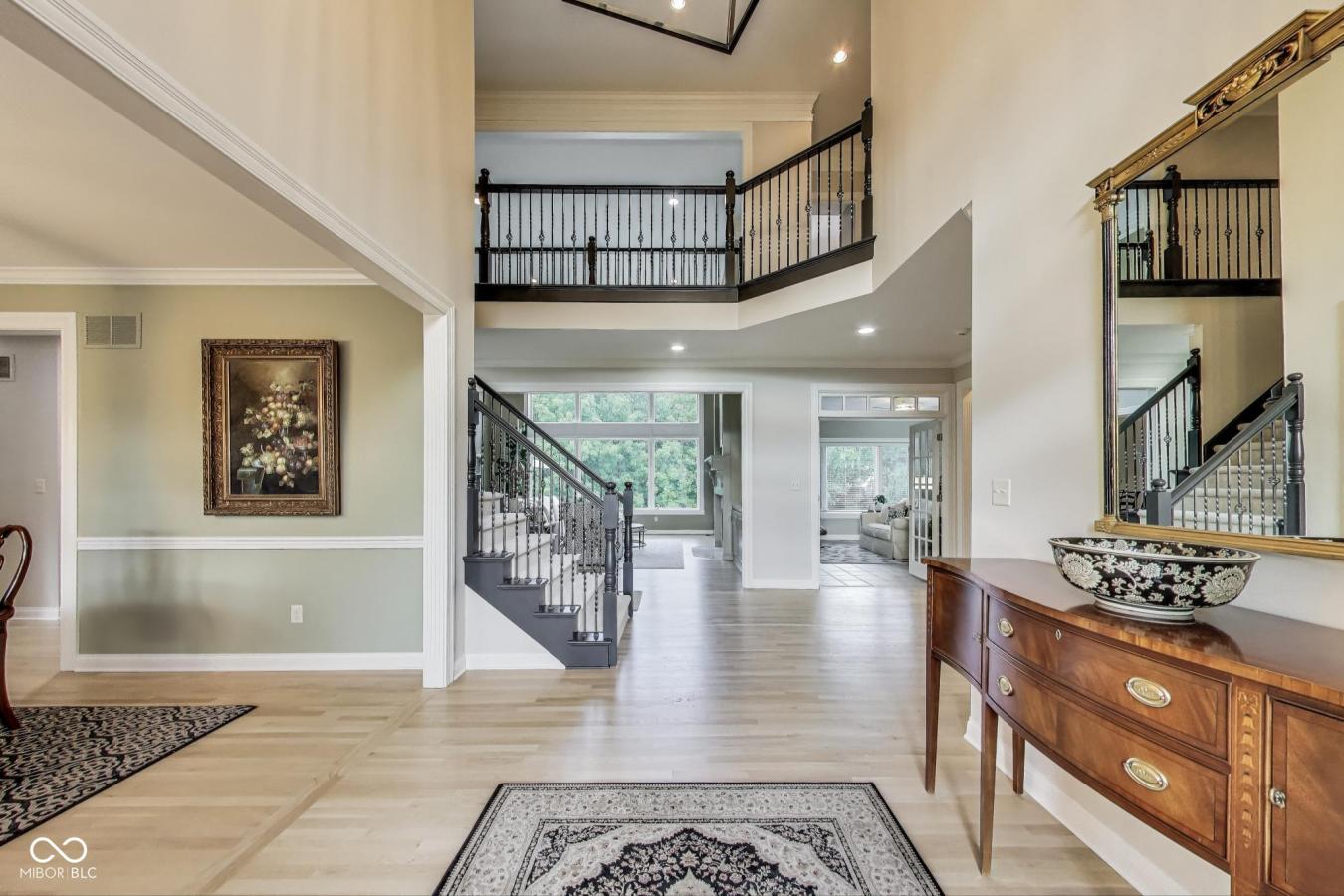 Carmel, Hamilton, 46032, United States, 6 Bedrooms Bedrooms, ,4 BathroomsBathrooms,Residential,For Sale,1929342