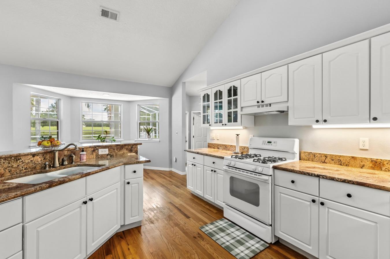 SORRENTO, LAKE, 32776, United States, 3 Bedrooms Bedrooms, ,2 BathroomsBathrooms,Residential,For Sale,1929340
