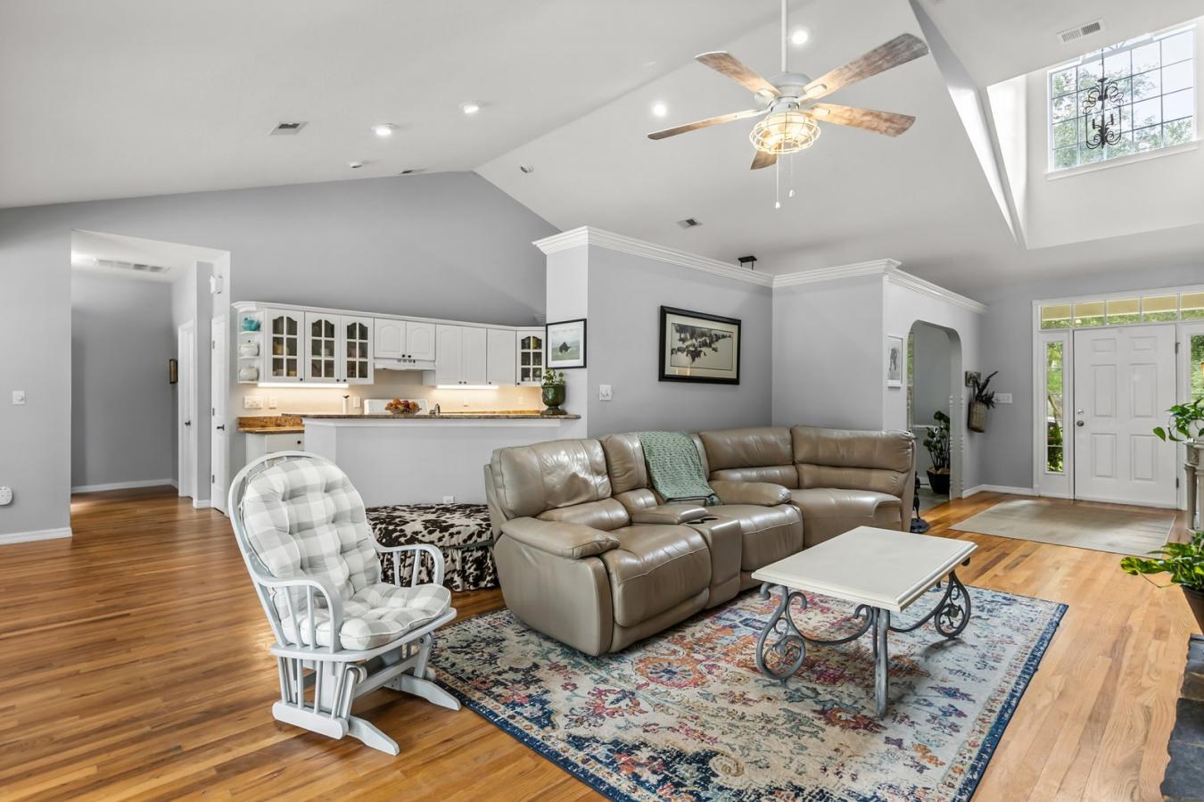 SORRENTO, LAKE, 32776, United States, 3 Bedrooms Bedrooms, ,2 BathroomsBathrooms,Residential,For Sale,1929340