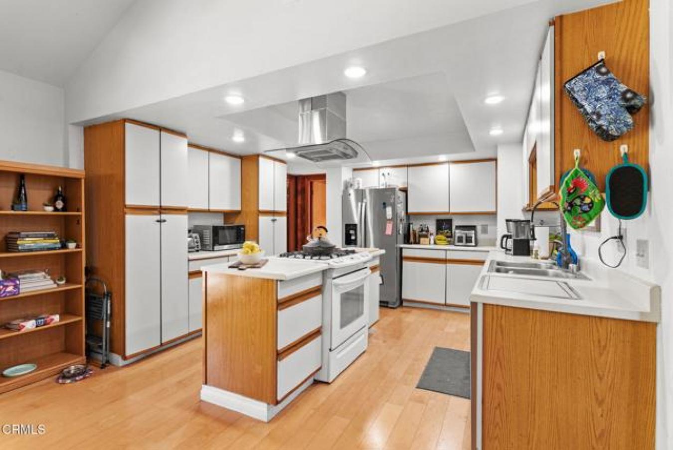 Ojai, Ventura, 93023, United States, ,Residential,For Sale,1929337
