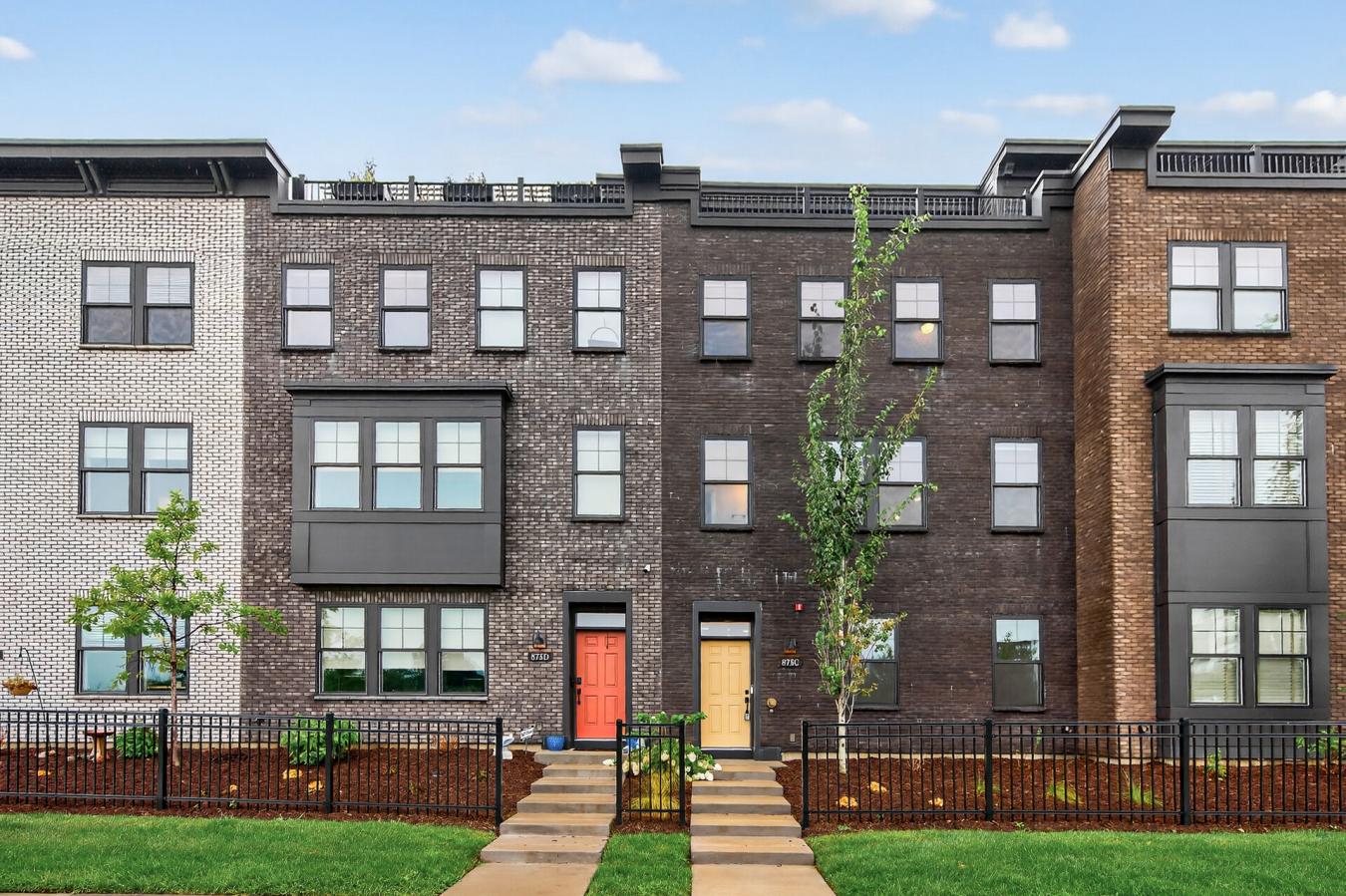 Saint Paul, Minnesota, 55116, United States, 4 Bedrooms Bedrooms, ,3 BathroomsBathrooms,Residential,For Sale,1929335