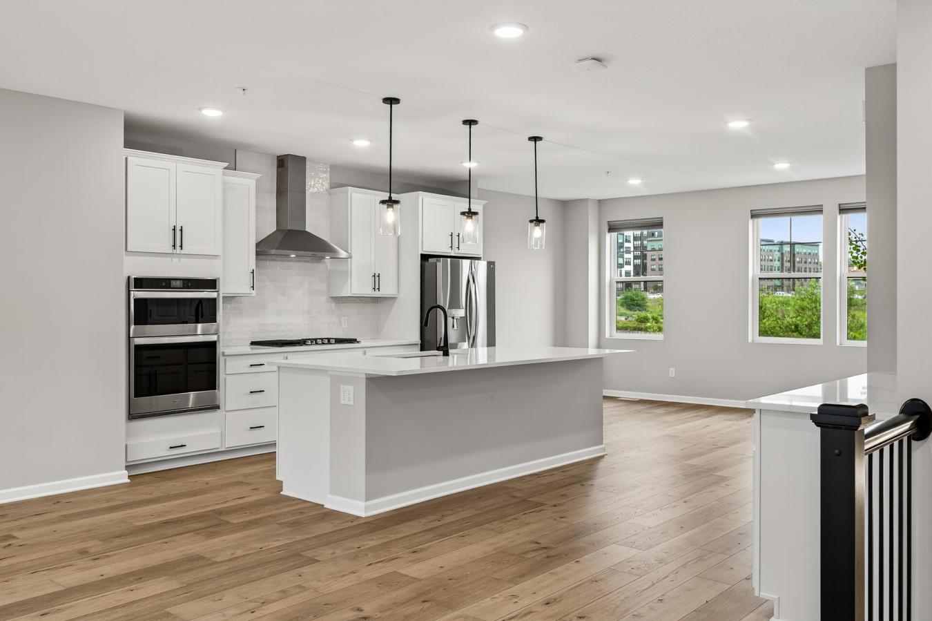 Saint Paul, Minnesota, 55116, United States, 4 Bedrooms Bedrooms, ,3 BathroomsBathrooms,Residential,For Sale,1929335