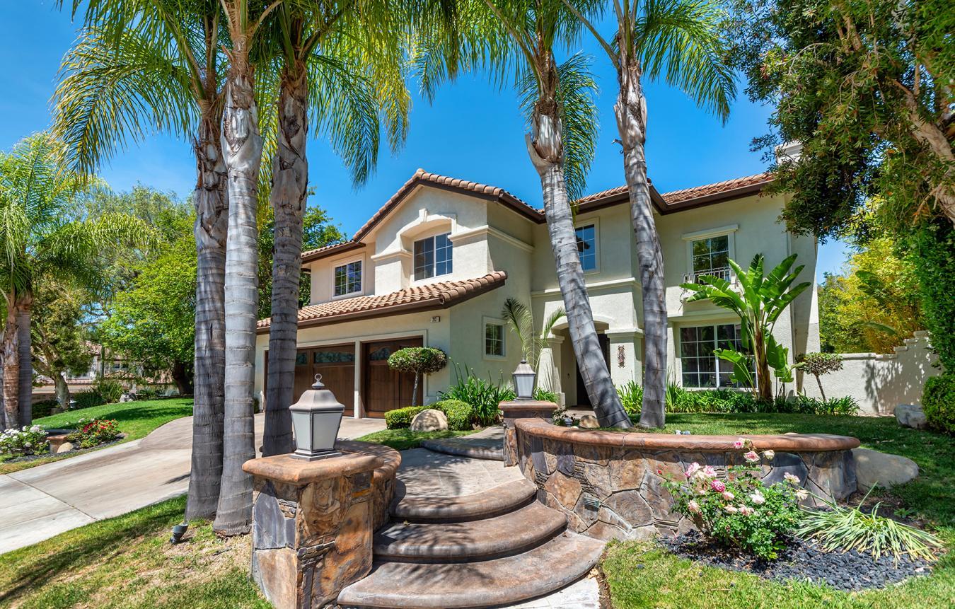 Simi Valley, California, 93065, United States, 5 Bedrooms Bedrooms, ,1 BathroomBathrooms,Residential,For Sale,1929334