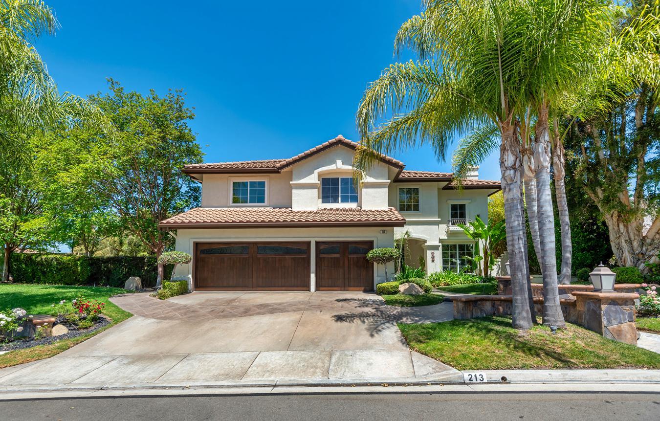 Simi Valley, California, 93065, United States, 5 Bedrooms Bedrooms, ,1 BathroomBathrooms,Residential,For Sale,1929334