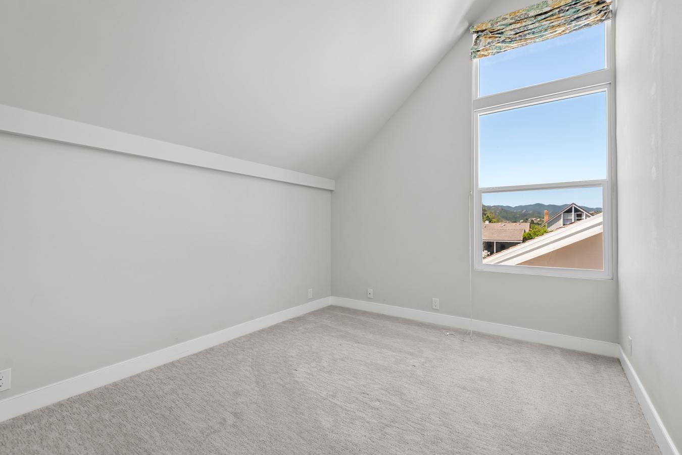 Westlake Village, California, 91361, United States, 3 Bedrooms Bedrooms, ,2 BathroomsBathrooms,Residential,For Sale,1929333
