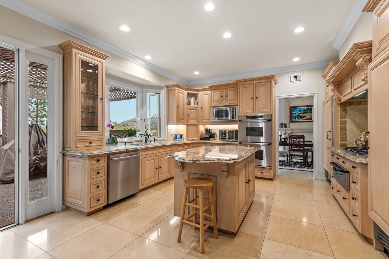 Westlake Village, California, 91361, United States, 3 Bedrooms Bedrooms, ,3 BathroomsBathrooms,Residential,For Sale,1929332