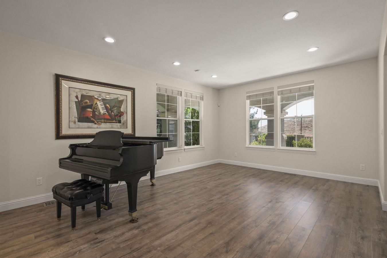 Reno, Washoe, 89519, United States, 4 Bedrooms Bedrooms, ,3 BathroomsBathrooms,Residential,For Sale,1929331