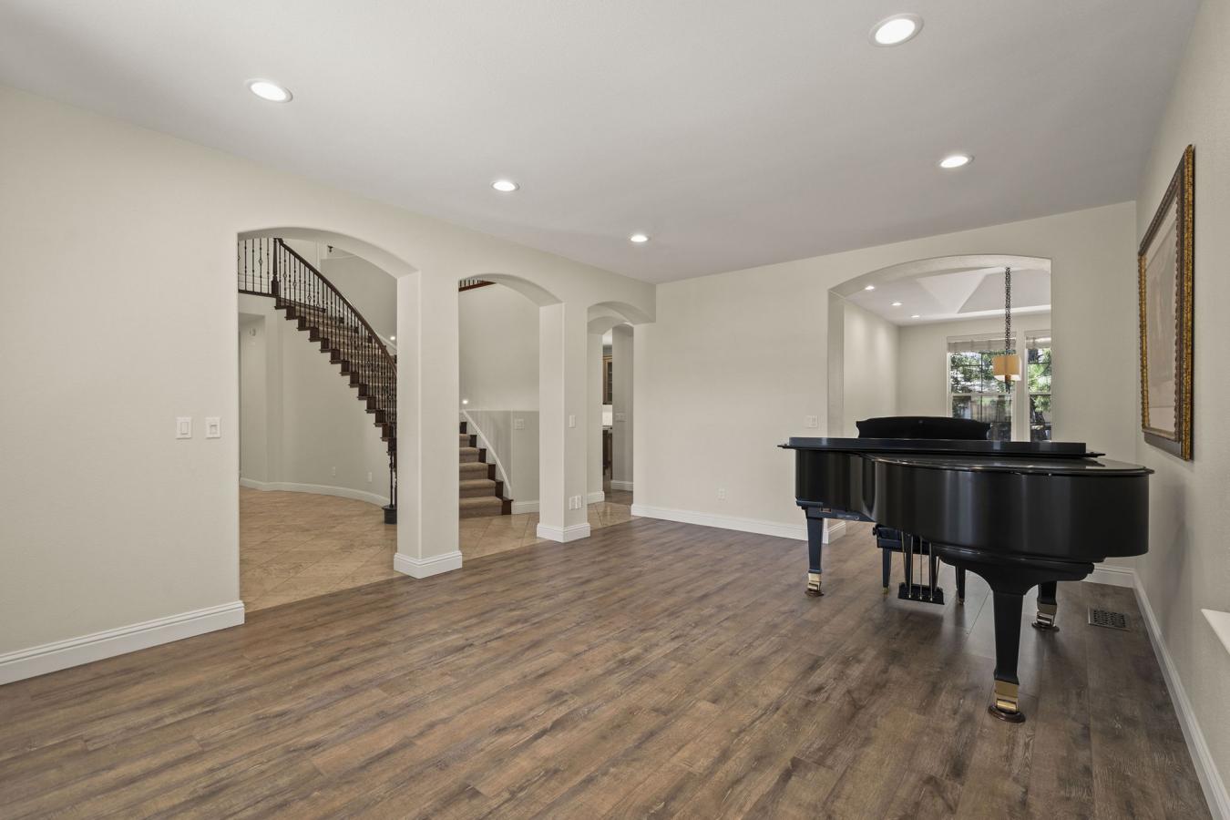 Reno, Washoe, 89519, United States, 4 Bedrooms Bedrooms, ,3 BathroomsBathrooms,Residential,For Sale,1929331