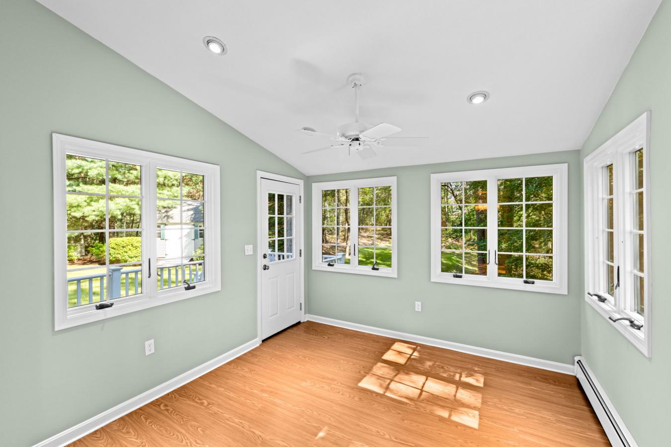 Norfolk, Massachusetts, 02056, United States, 4 Bedrooms Bedrooms, ,2 BathroomsBathrooms,Residential,For Sale,1929558