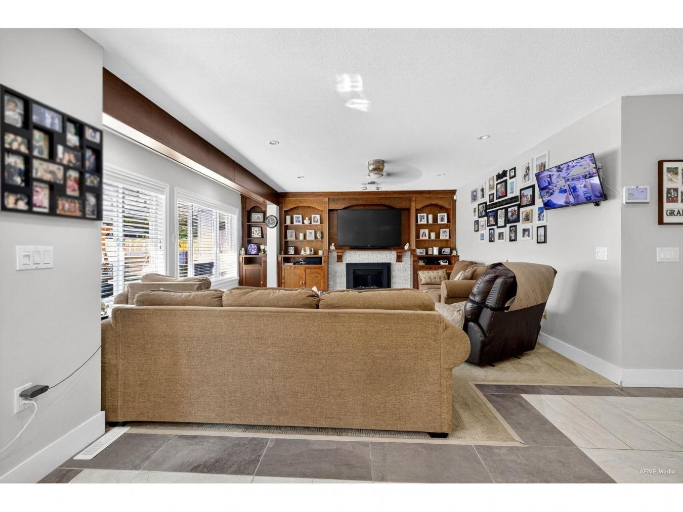 Surrey, BC, V3X1L1, Canada, 3 Bedrooms Bedrooms, ,3 BathroomsBathrooms,Residential,For Sale,1929557