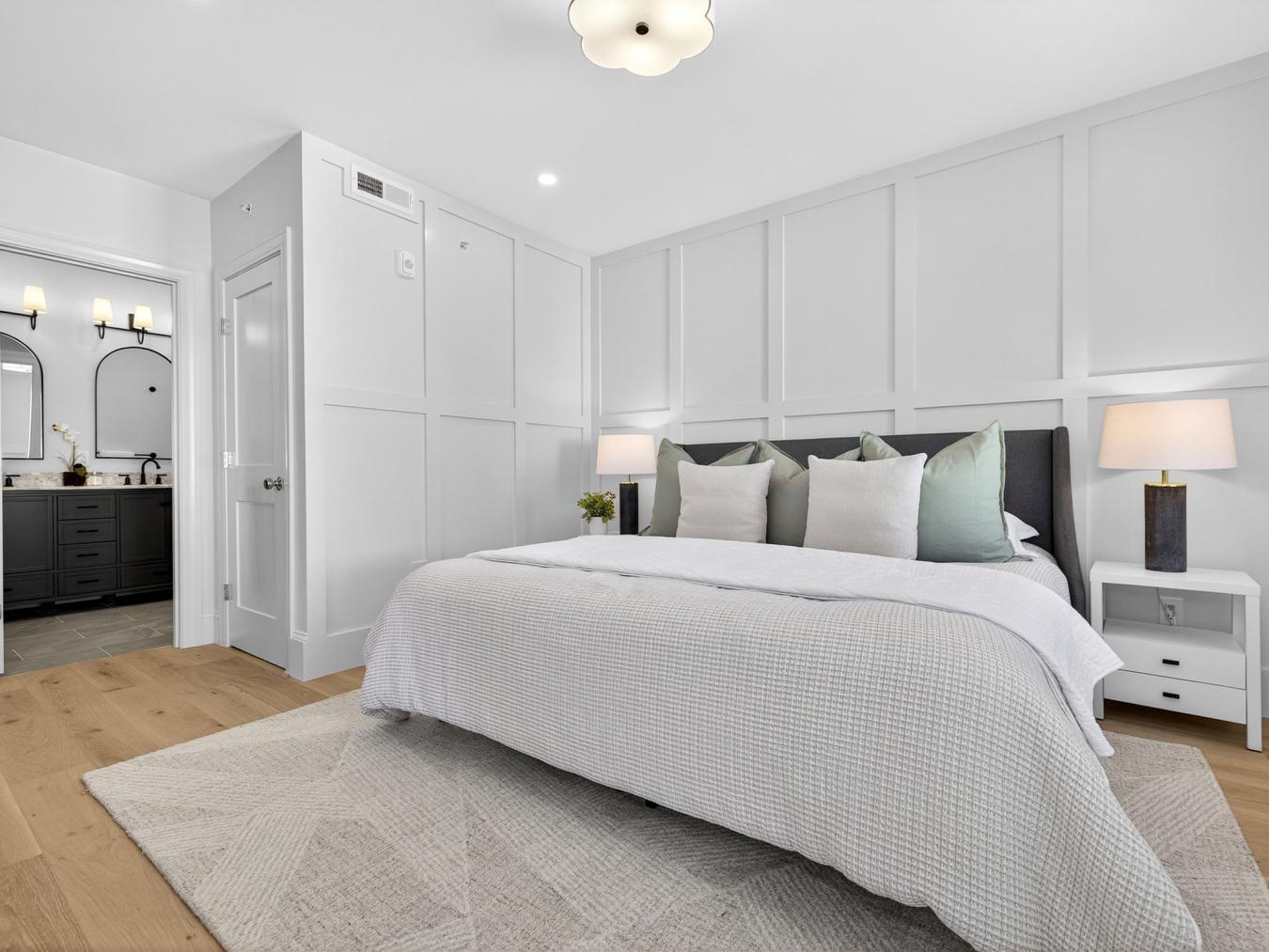 Somerville, Massachusetts, 02143, United States, 3 Bedrooms Bedrooms, ,2 BathroomsBathrooms,Residential,For Sale,1929555